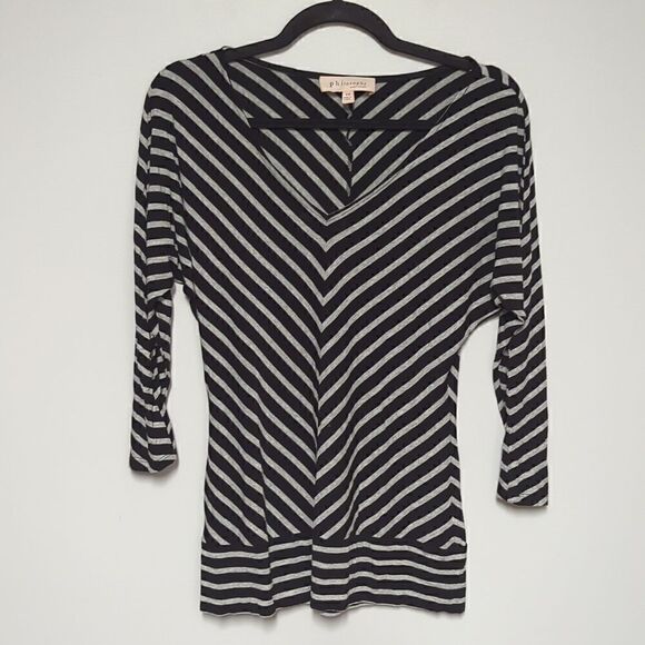 Philosophy Black and Gray Tunic - Picture 1 of 6